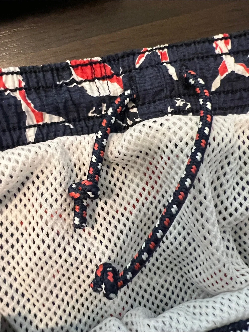 Columbia PFG Patriotic Red White Blue Shark Print Mesh Lined Board Shorts Small